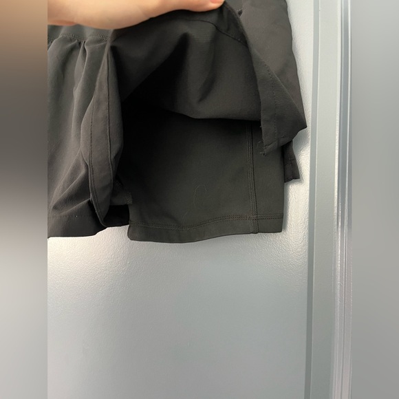 Nike Women's Black High-Waisted Athletic Shorts - Picture 3 of 4